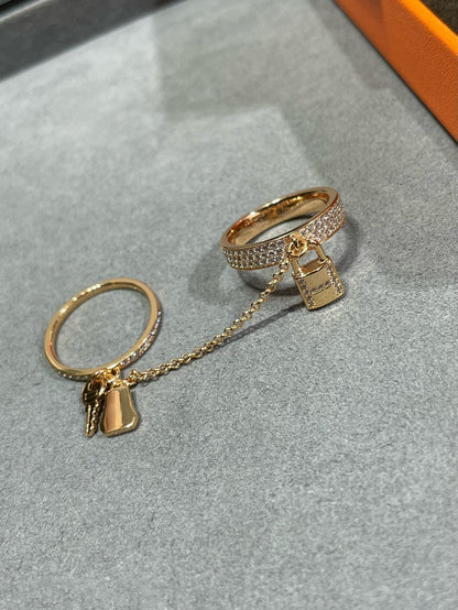 [⭐Veyra]HM KELLY CLOCHETTE DOUBLE RING IN  WITH DIAMONDS