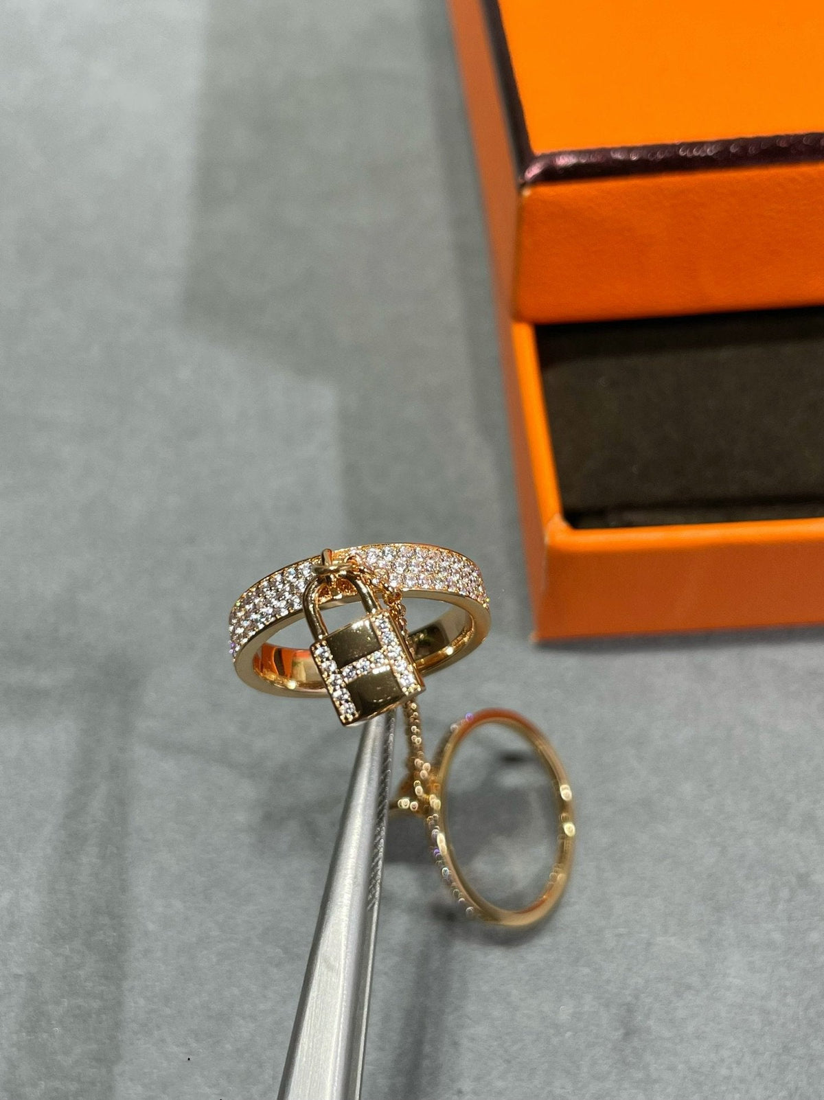 [⭐Veyra]HM KELLY CLOCHETTE DOUBLE RING IN  WITH DIAMONDS