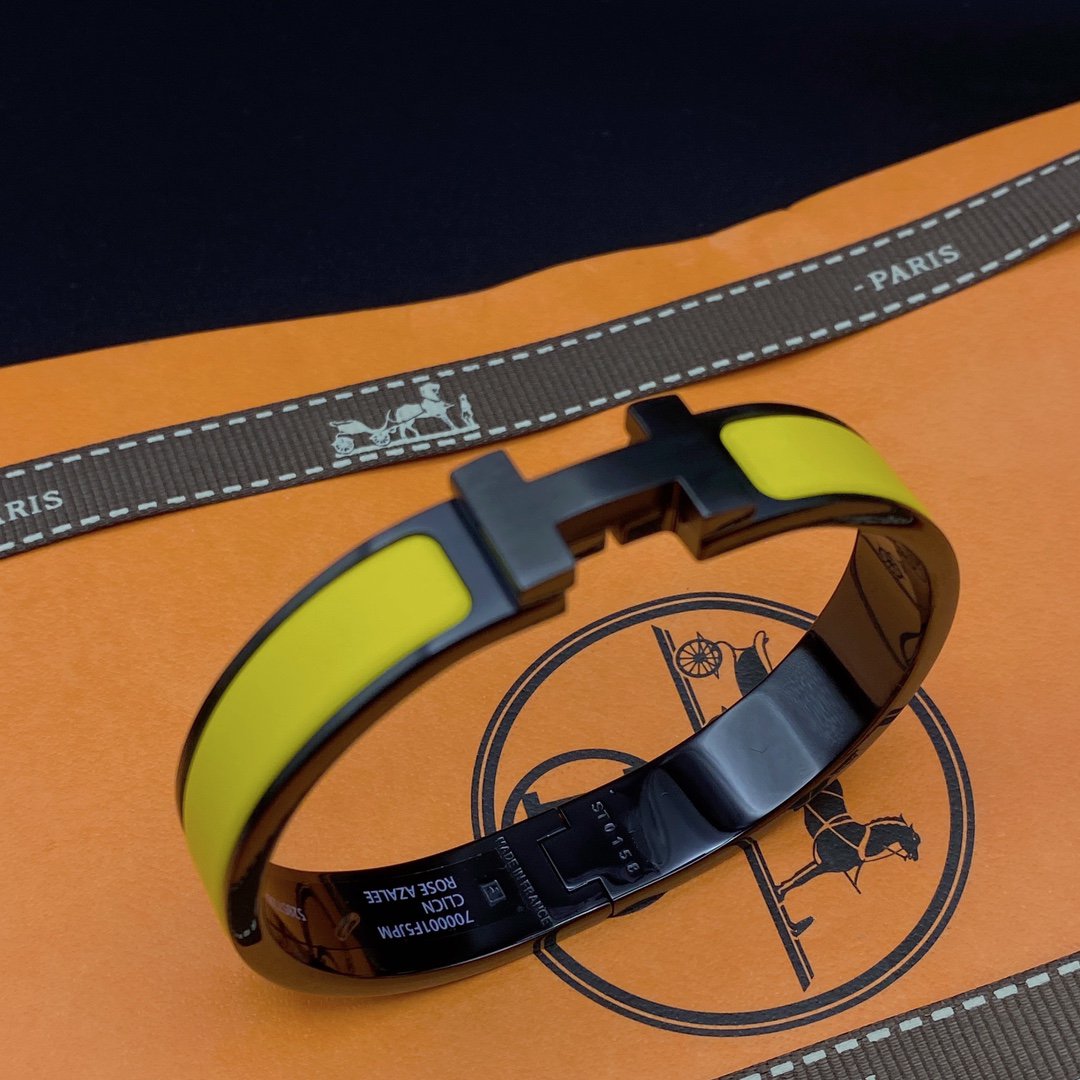 [⭐Veyra]CLIC HM SO BLACK YELLOW BRACELET
