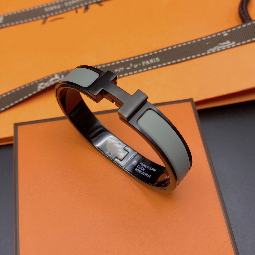 [⭐Veyra]CLIC HM SO BLACK GREY BRACELET