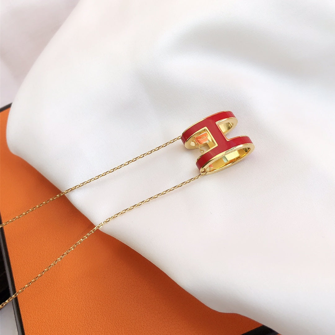 [⭐Veyra]HM CLIC RED ENAMEL GOLD NECKLACE