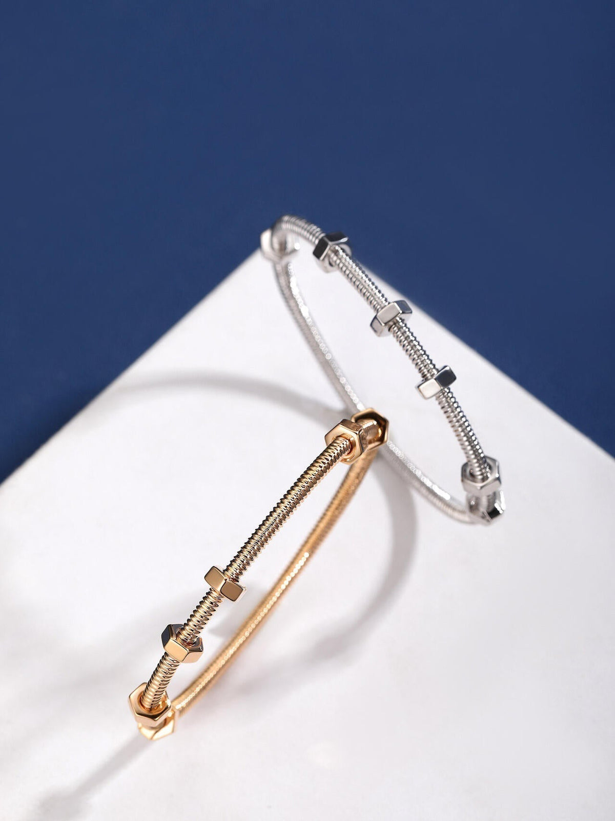 [⭐Veyra jewelrys]CT THREADED BRACELET