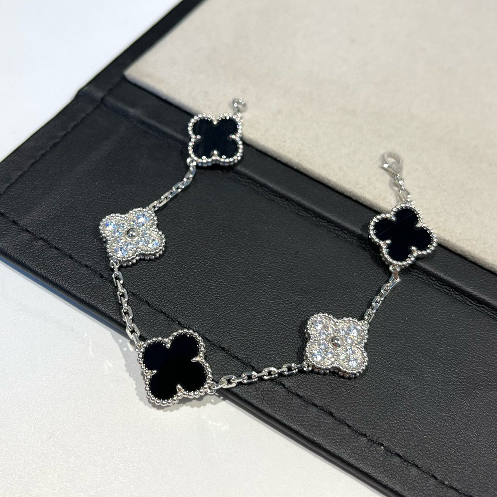[⭐Veyra] CLOVER 5 MOTIF ONYXS BRACELET COLLECTION