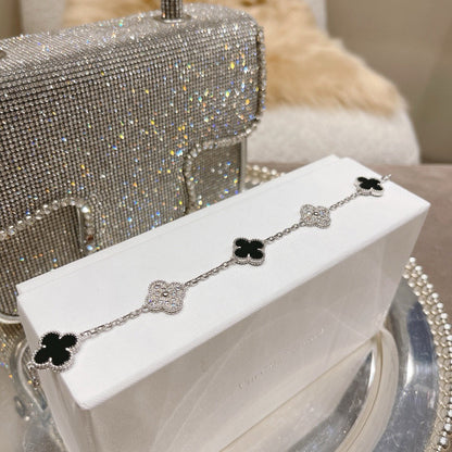 [⭐Veyra] CLOVER 5 MOTIF ONYXS BRACELET COLLECTION