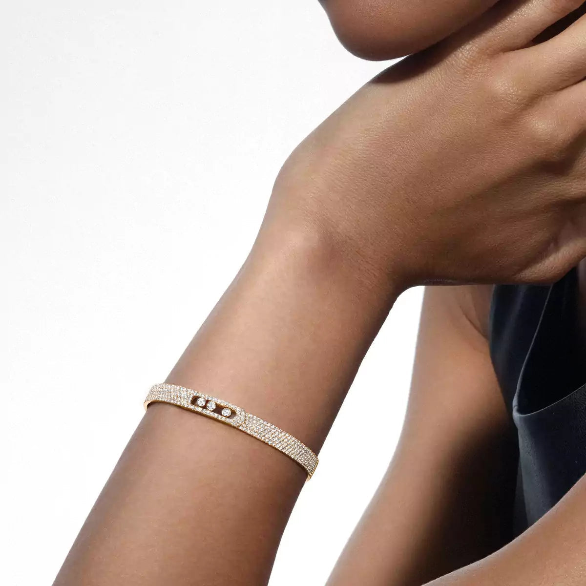[⭐Veyra]Move Noa Full Pavé Diamond Bangle Bracelet