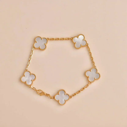 [⭐Veyra]CLOVER WHITE PEARL MOP 5 MOTIF BRACELET COLLECTION