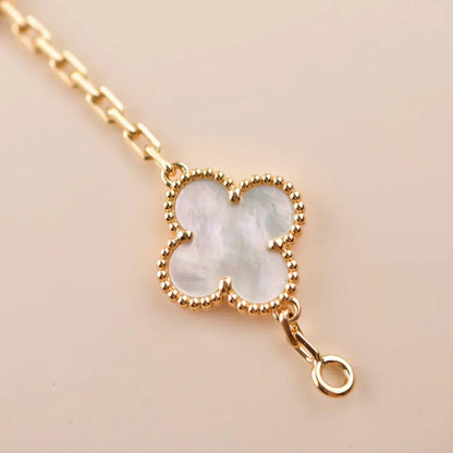 [⭐Veyra]CLOVER WHITE PEARL MOP 5 MOTIF BRACELET COLLECTION