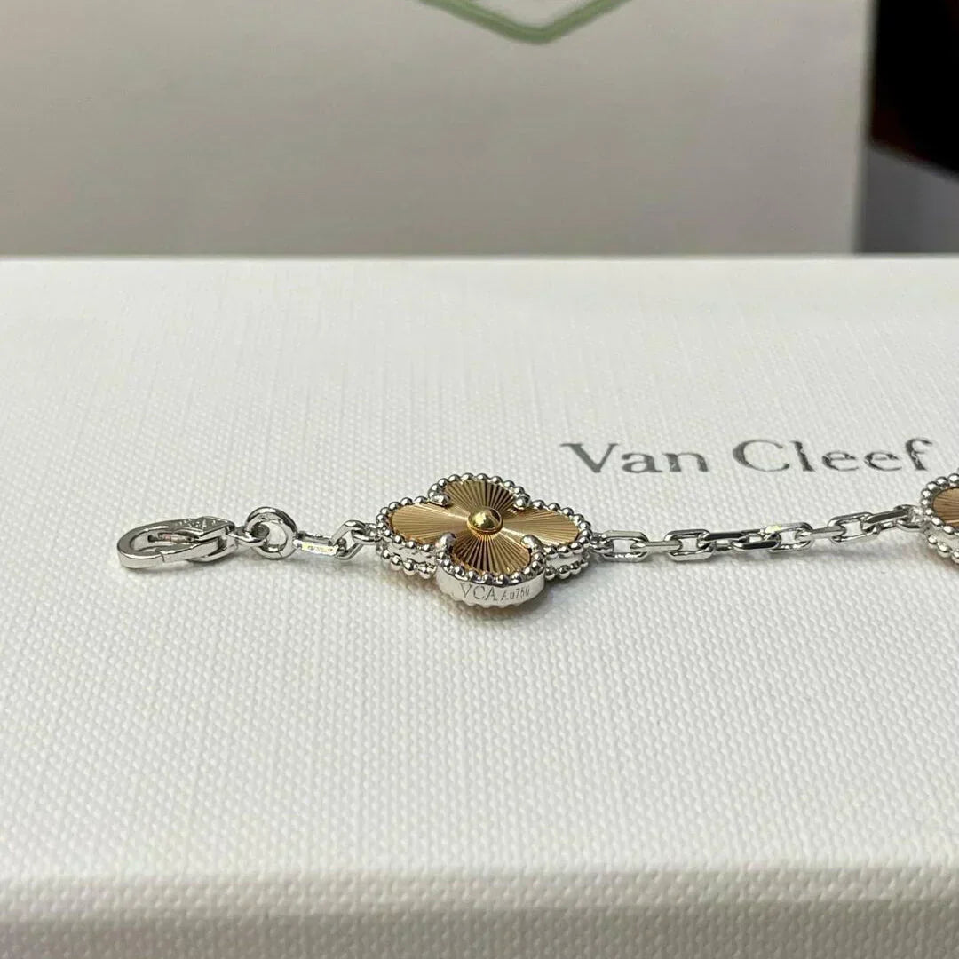 [⭐Veyra] CLOVER 5 MOTIF LASER BRACELET COLLECTION