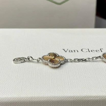 [⭐Veyra] CLOVER 5 MOTIF LASER BRACELET COLLECTION
