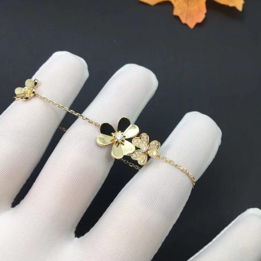 [⭐Veyra]FRIVOLE GOLD 5 FLOWERS BRACELET
