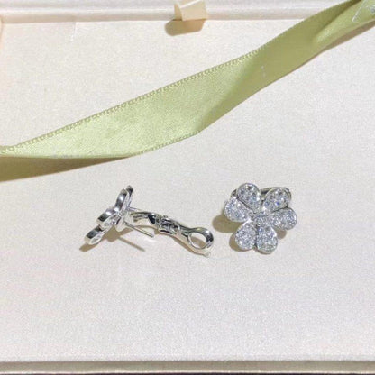 [⭐Veyra]FRIVOLE SILVER FLOWER DIAMOND EARRINGS