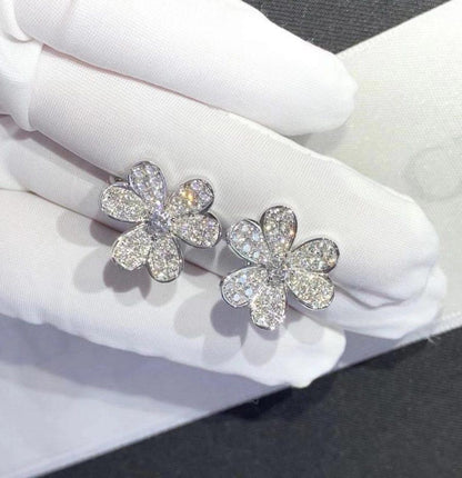 [⭐Veyra]FRIVOLE SILVER FLOWER DIAMOND EARRINGS