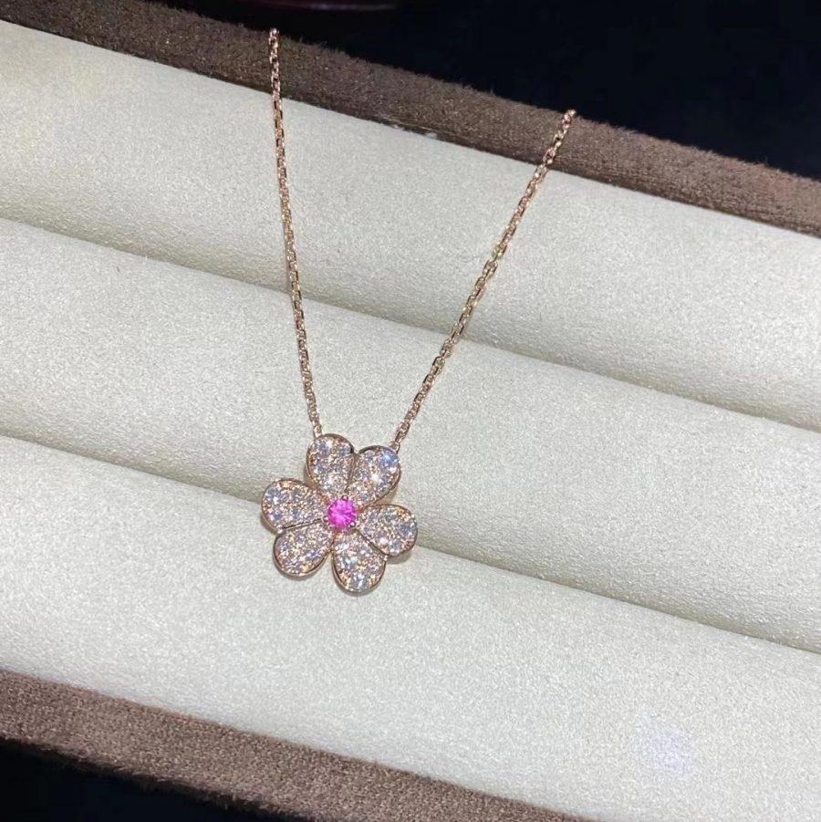 [⭐Veyra]FRIVOLE ROSE GOLD FLOWER DIAMOND NECKLACE