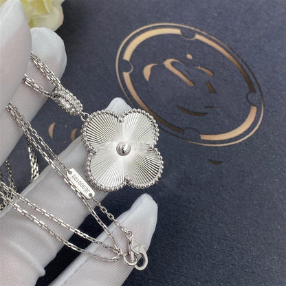 [⭐Veyra]CLOVER 25MM SILVER BIG CLOVER NECKLACE
