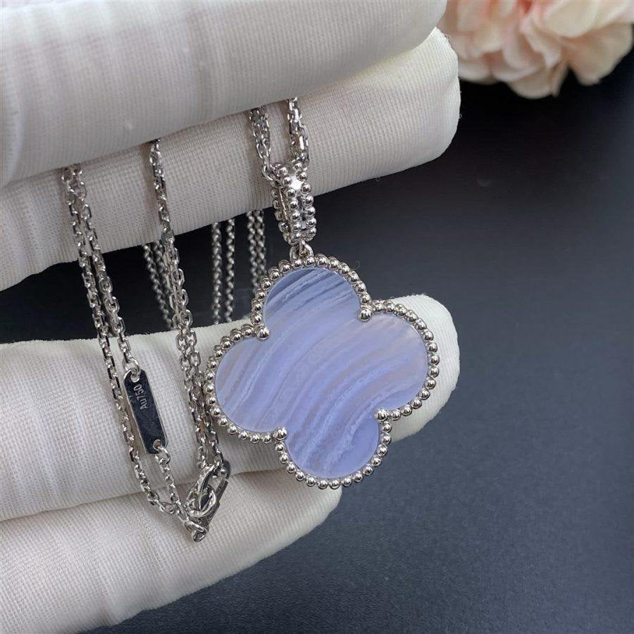 [⭐Veyra]CLOVER SILVER CHALCEDONY BIG CLOVER NECKLACE