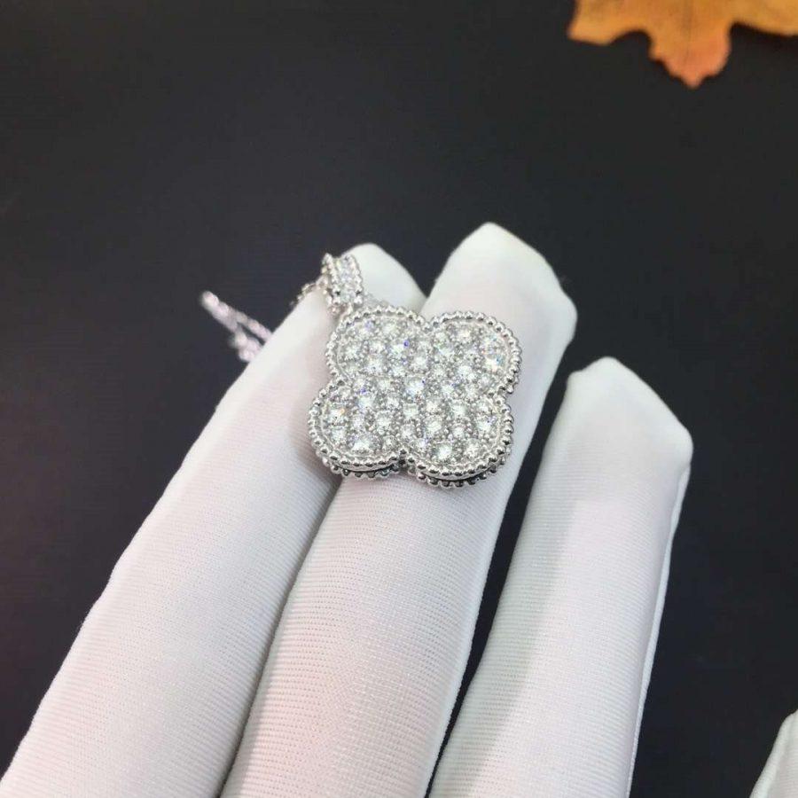 [⭐Veyra]CLOVER 25MM SILVER FULL DIAMOND BIG CLOVER NECKLACE