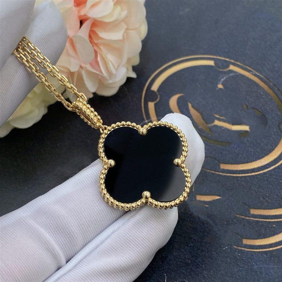 [⭐Veyra]CLOVER 25MM GOLD ONYX BIG CLOVER NECKLACE