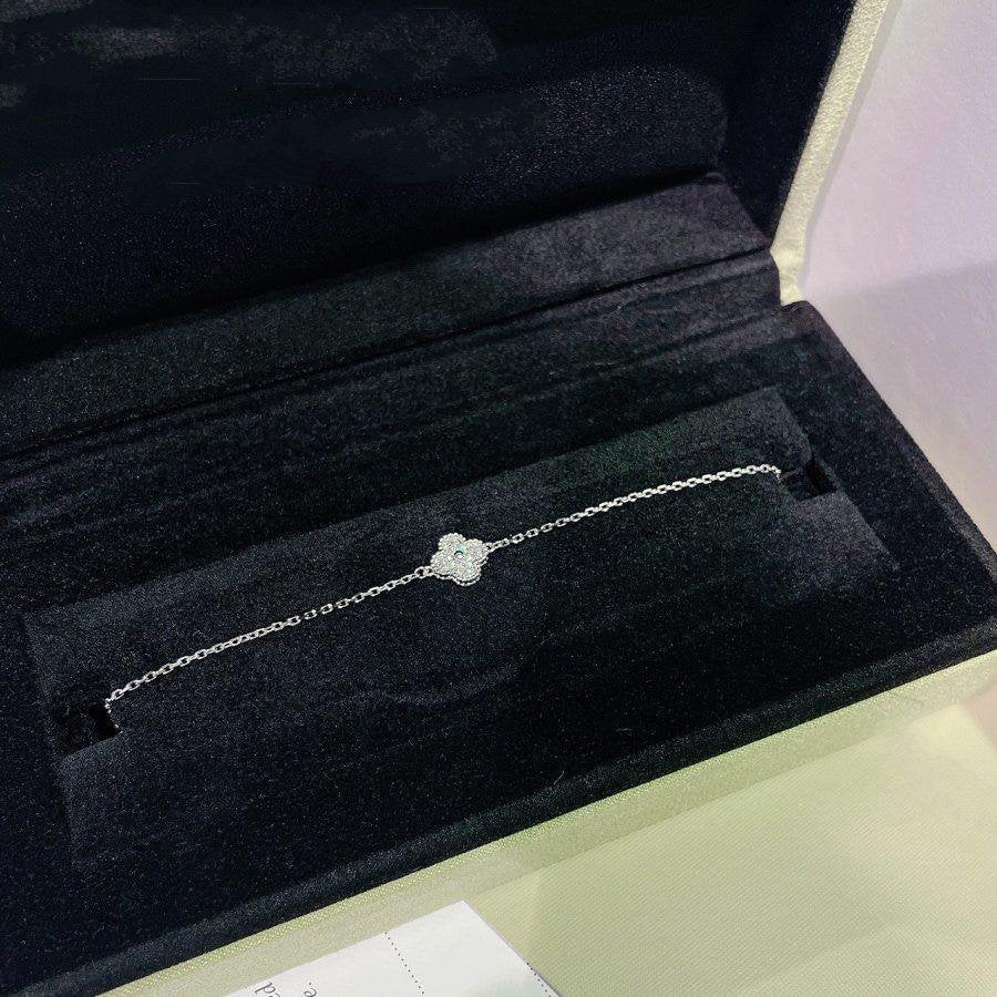 [⭐Veyra]CLOVER  SINGLE FLOWER BRACELET SILVER