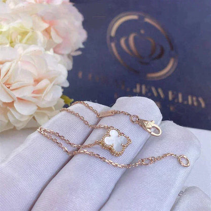 [⭐Veyra]CLOVER WHITE MOP SINGLE FLOWER BRACELET