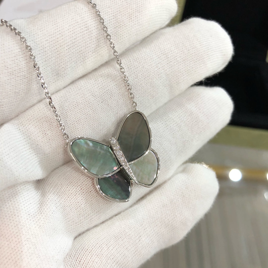 [⭐Veyra]LARGE BUTTERFLY SILVER PENDANT DIAMOND NECKLACE